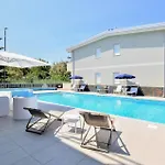 Hébergement de vacances In With Wifi