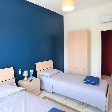 Holiday home In With Wifi